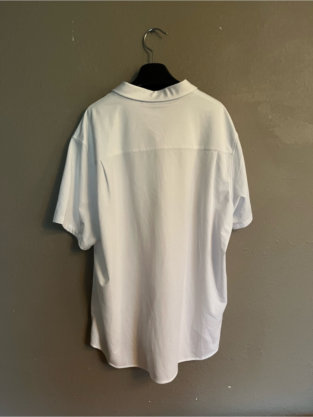 NWT Athletic Short Sleeve Button Down Shirt - Picture 2 of 8